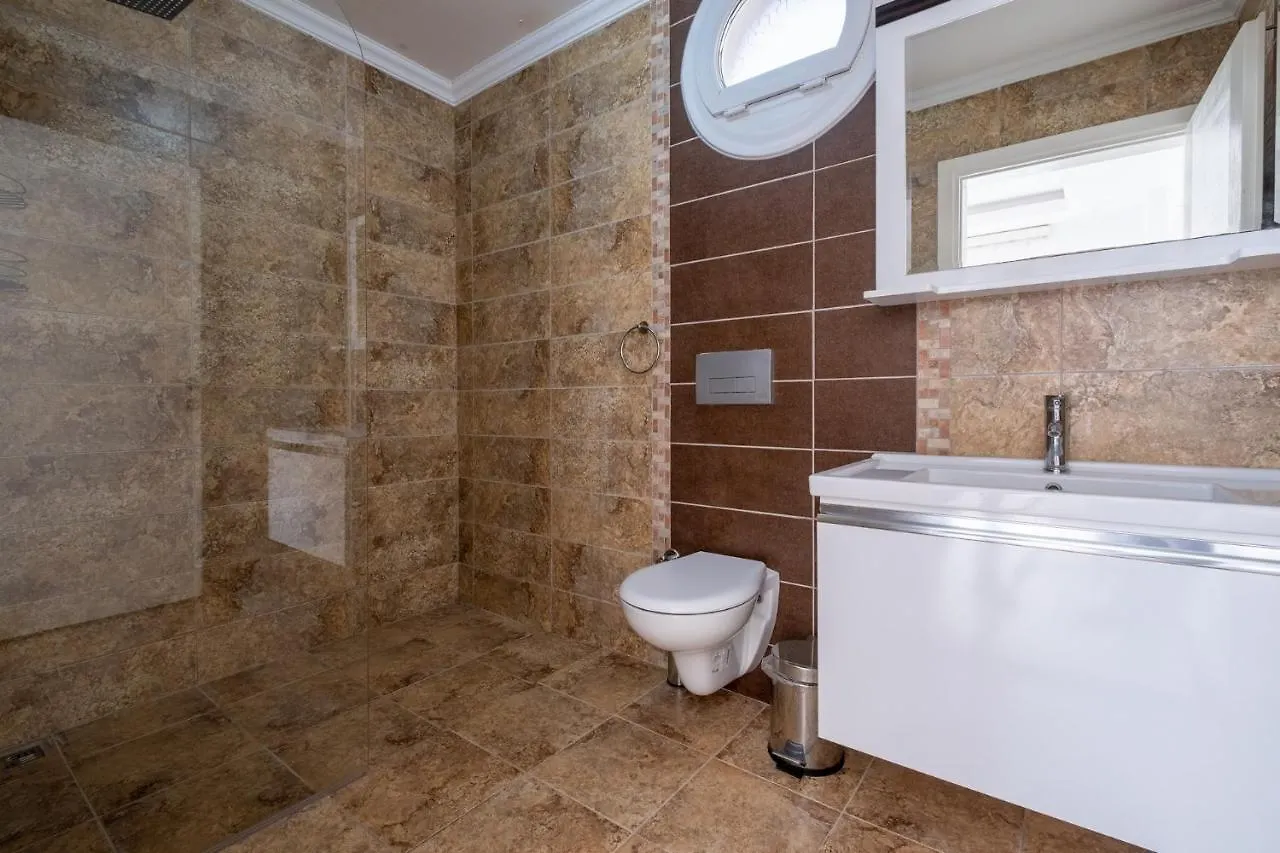 Solo Villa - Adel Villa, 4 Bedroom Private Villa At Oludeniz